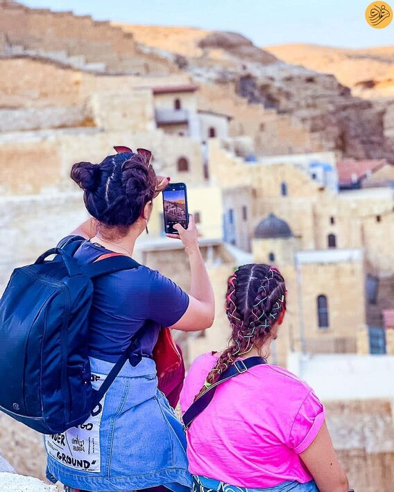 با این دو زن فلسطین را زیبا ببینید