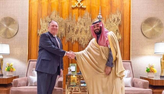 تعریف و تمجیدهای پامپئو از بن سلمان در کتاب جدیدش