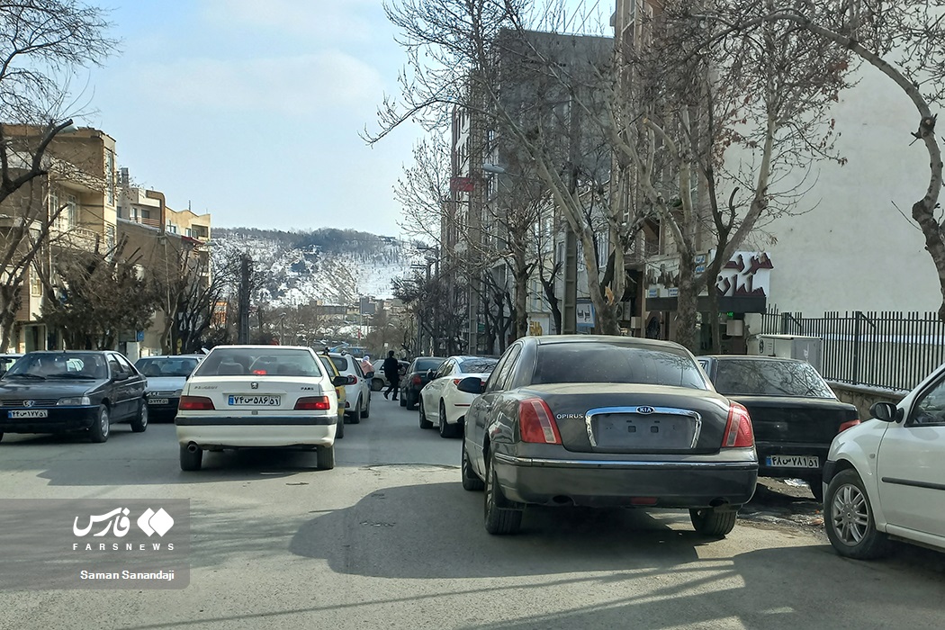 عکس/ جولان خودروهای بدون پلاک در سنندج