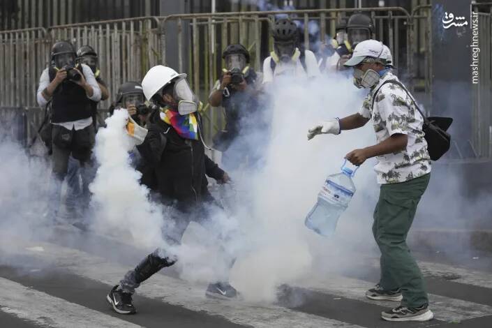عکس/ معترضان علیه کودتای دولت غربگرای پرو 