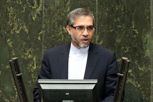 نماینده مجلس: ملت ایران اهل مذاکره است اما از حق عقب نشینی نمی‌کند