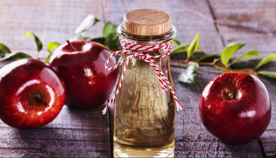 مصرف یک قاشق سرکه سیب، چه فوایدی برای بدن دارد