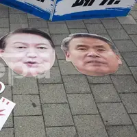 تظاهرات در کره جنوبی علیه سفر وزیر دفاع آمریکا به سئول