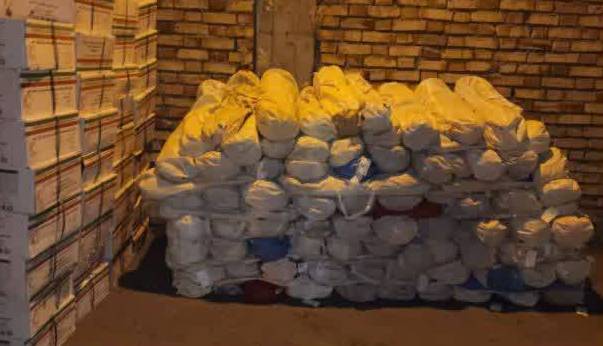 کشف ۳۲۵ چادر و بسته غذایی توسط پاسداران گمنام سپاه خوی