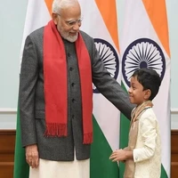 پسر ۸ ساله هندی کتاب و اپلیکیشن می‌نویسد