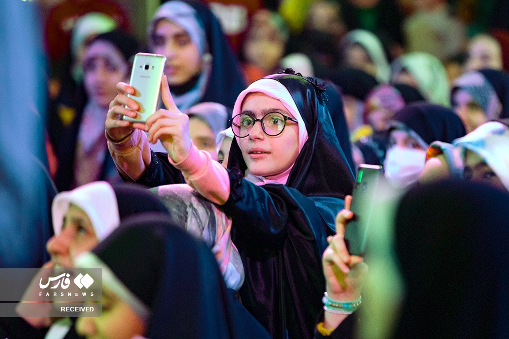 عکس/ جشن «با احترام بابا سلام» با حضور پر رنگ کودکان