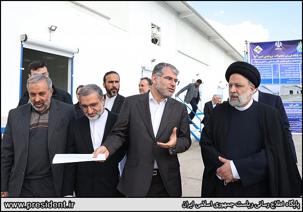 عکس/ بازدید رئیس جمهور از پروژه کمربندی دوم تهران