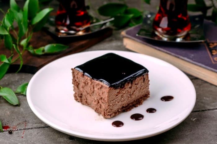 راز خوشمزگی کیک شکلاتی معروف ترین قناد دنیا