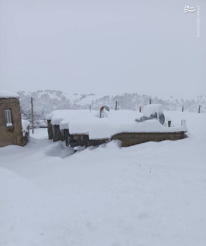 دفن خانه‌های روستا زیر برف!