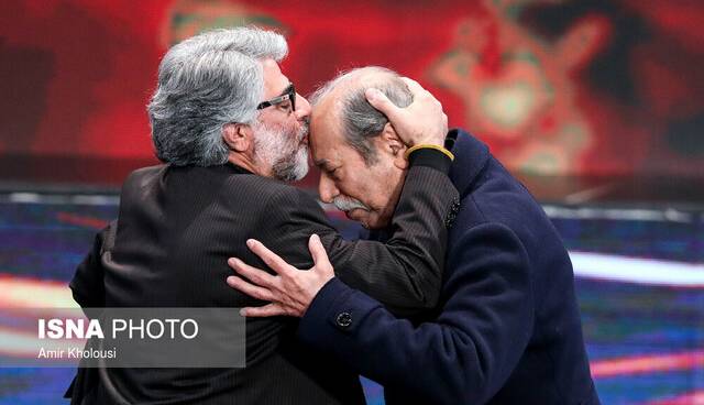 شبی که علی نصیریان به زبان آمد