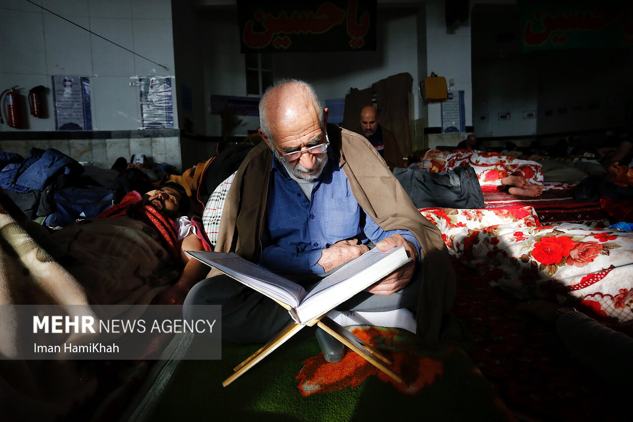 آیین معنوی اعتکاف در همدان