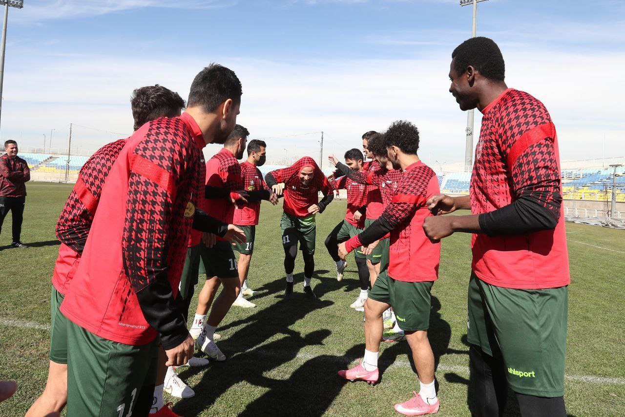 تونل پرسپولیسی‌ها برای استقبال از مهاجم برزیلی خود