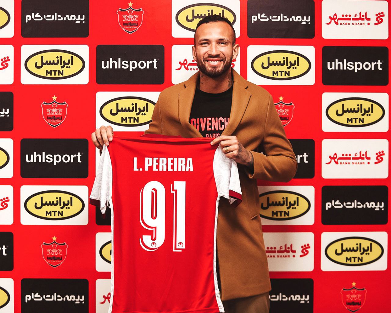 اولین تصویر مهاجم جدید پرسپولیس با لباس این تیم