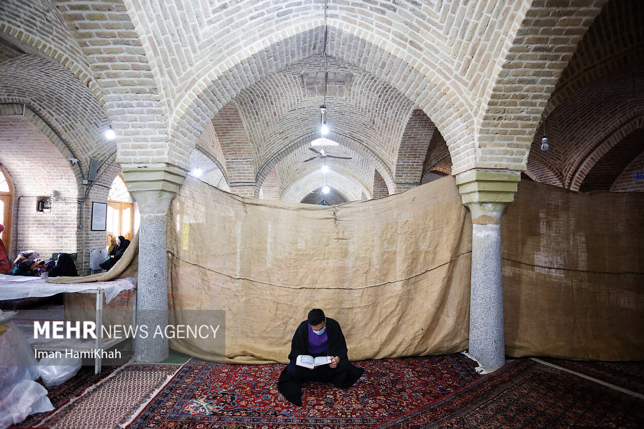 آیین معنوی اعتکاف در همدان