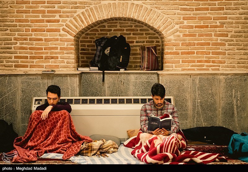 عکس/ اعتکاف در مسجد جامع بازار تهران