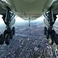 زاویه‌ای جالب از لحظه فرود هواپیما