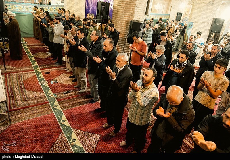 عکس/ اعتکاف در مسجد جامع بازار تهران