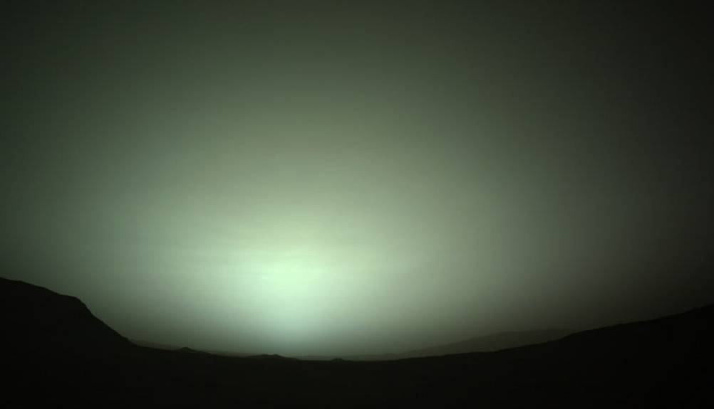 مریخ نورد استقامت تصویر ترسناکی از ابرهای سیاره سرخ منتشر کرد