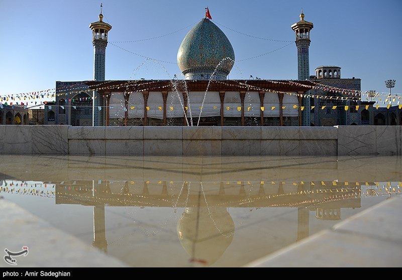 عکس/ مراسم گلاب‌شویی حرم مطهر حضرت شاهچراغ (ع)  