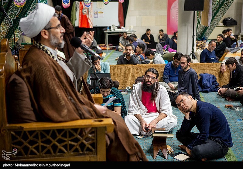 عکس/ آئین معنوی اعتکاف در مسجد دانشگاه تهران