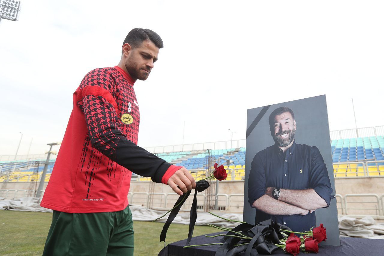 ادای احترام به زنده‌یاد انصاریان در تمرین امروز پرسپولیس 