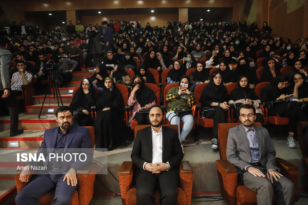 عکس/ دیدار دانشجویان دانشگاه شهید چمران اهواز با سخنگوی دولت