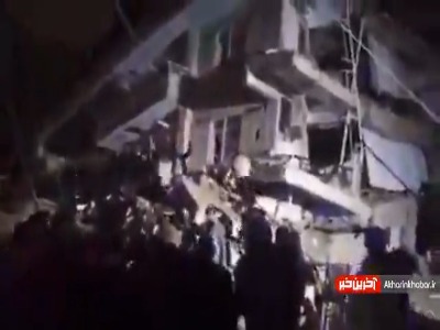 صحنه فروریختن ساختمان ۸ طبقه در دیاربکر ترکیه  