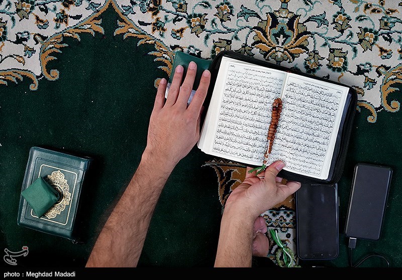 مراسم اعمال ام داوود در حرم عبدالعظیم حسنی(ع)