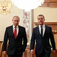مدودوف برای جانشینی پوتین آماده می شود؟