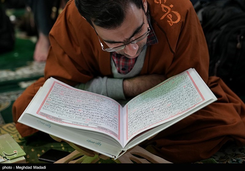 مراسم اعمال ام داوود در حرم عبدالعظیم حسنی(ع)