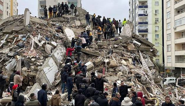 تلفات زمین‌لرزه ترکیه و سوریه به بیش از 4300 نفر رسید