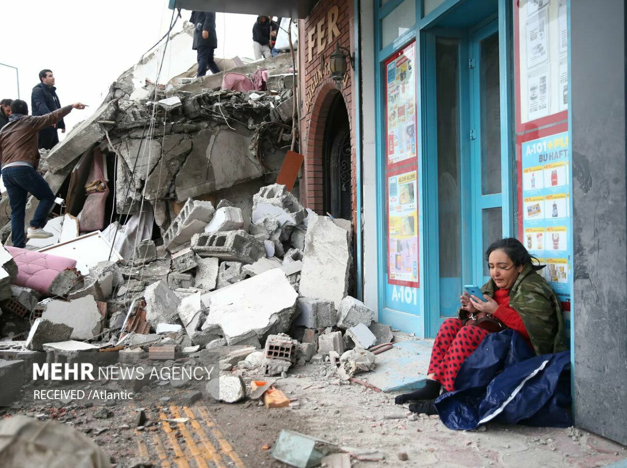 عکس/ روز دوم زلزله بزرگ در شهرهایی از ترکیه و سوریه