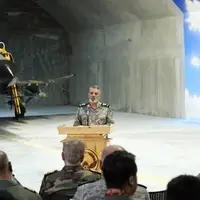 فرمانده کل ارتش: در آینده میزبان جنگنده‌های جدید خواهیم بود 