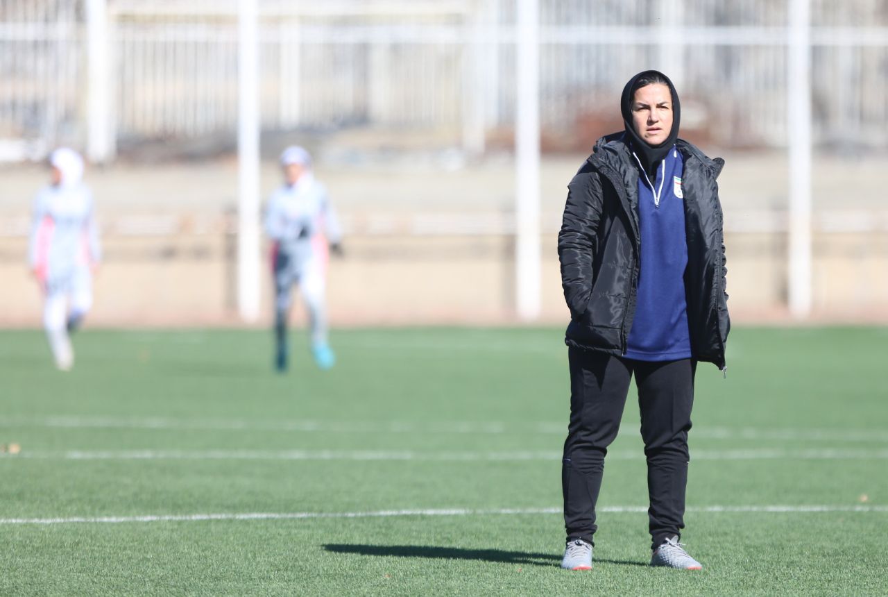 سرمربی فوتبال دختران: به دنبال کسب نتیجه در تورنمنت اردن نیستیم