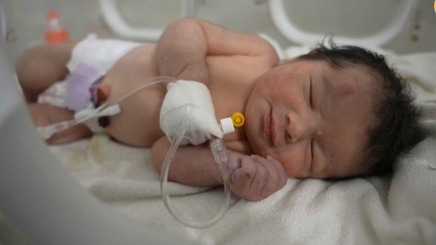 وضعیت نوزاد سوری که زیر آوار زلزله به دنیا آمد  