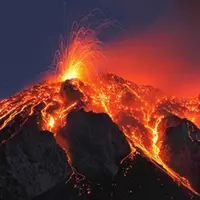 لحظه فوران وحشتناک آتشفشان «ساکوراجیما» در ژاپن