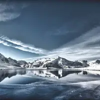 دریاچه‌ای برفی در منطقه 