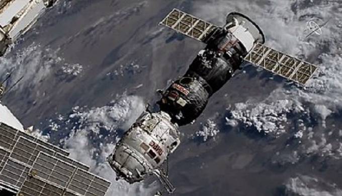 فضاپیمای آسیب دیده از ایستگاه فضایی بین المللی جدا شد