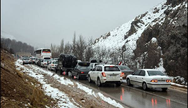 برف و باران در جاده‌های ۲۱ استان کشور