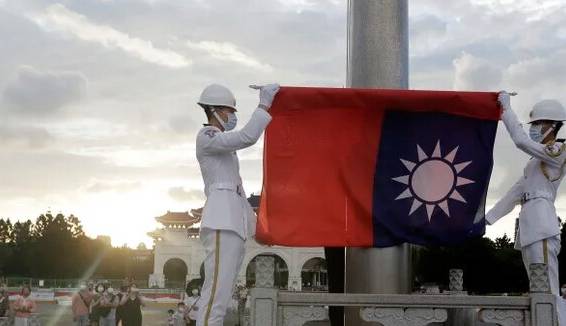 چین از سفر مقام پنتاگون به تایوان انتقاد کرد