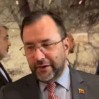 وزیر خارجه ونزوئلا: روابطمان با ایران در بهترین شرایط قرار دارد