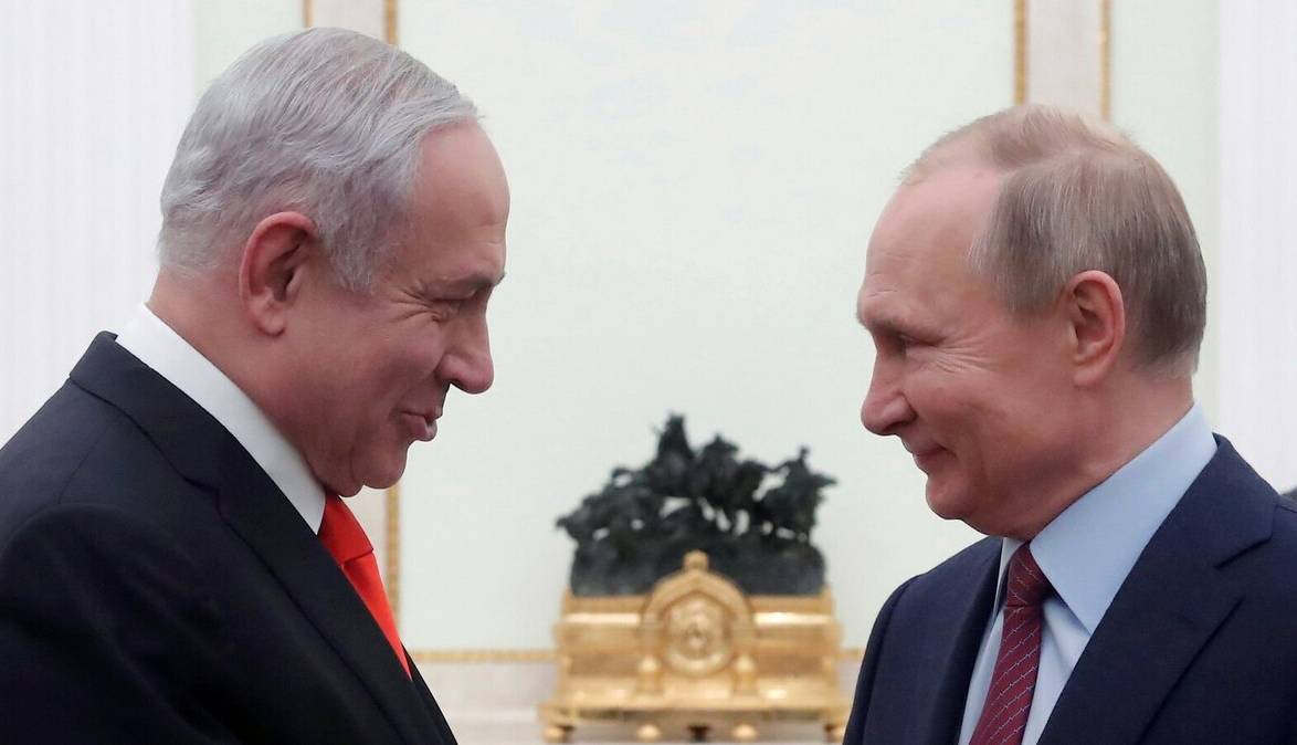 روزنامه نگار مشهور آمریکایی: پوتین و نتانیاهو رولت روسی بازی می‌کنند