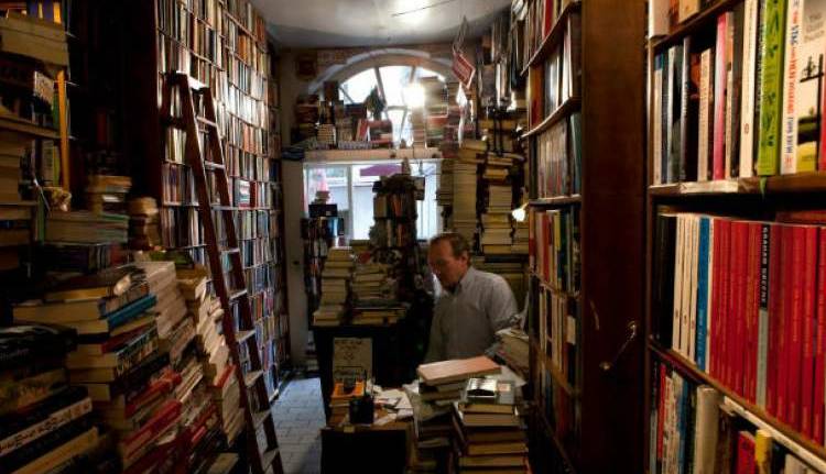 فرانسوی‌ها سال 2023 میلادی 365 میلیون جلد کتاب خریدند