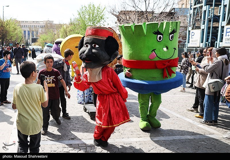 عکس/ جشن بهار ایران در بازار تهران