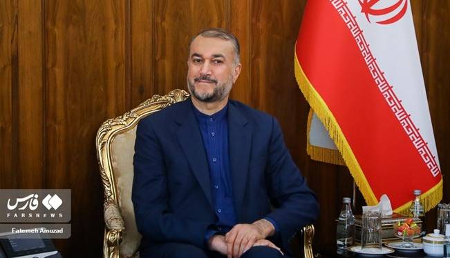 تقدیم رونوشت استوارنامه سفیر جدید ترکیه به امیرعبداللهیان
