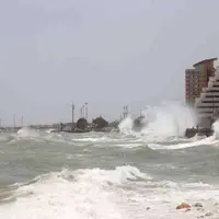 وزش باد و رشد ابر در ارتفاعات هرمزگان