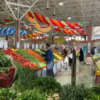 فعالیت یکسره میادین میوه و تره‌بار در آخرین روز سال