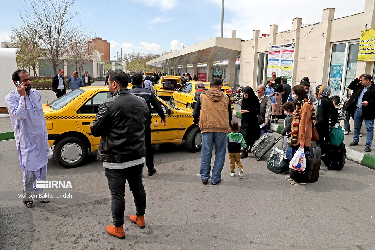 عکس/ ورود مسافران نوروزی به مشهد