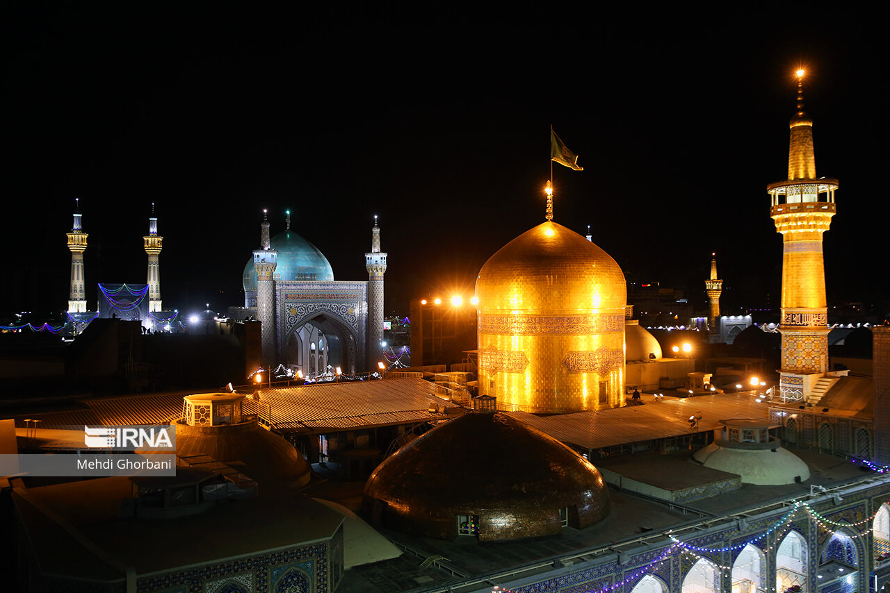 تحویل سال ۱۴۰۲ در حرم مطهر رضوی