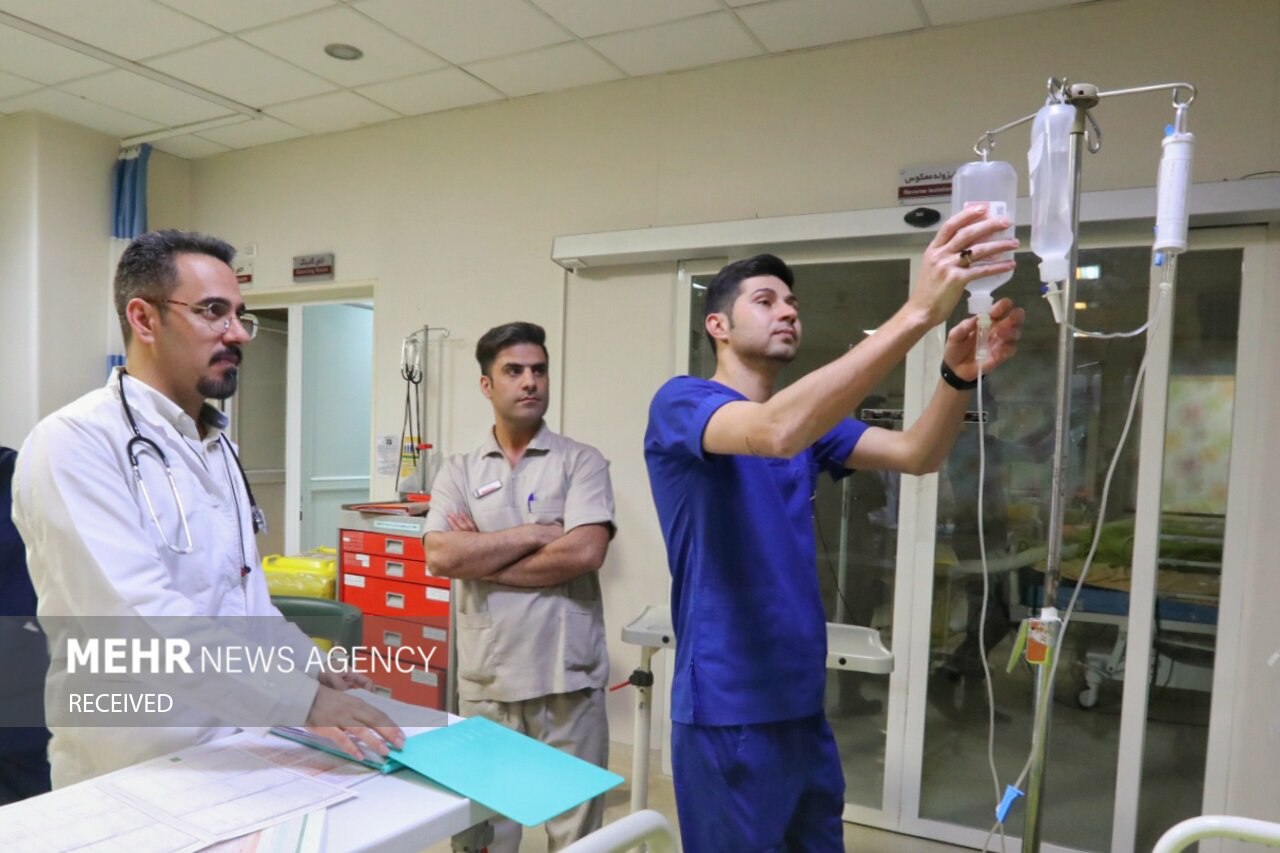 آغاز سال ۱۴۰۲ در کنار کادر درمان